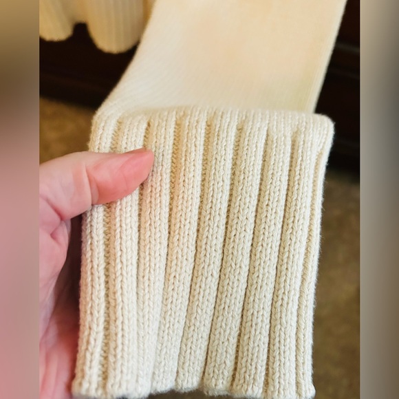 NWT J. Crew Cream 100% Cotton Turtleneck Ribbed-Hem Sweater, Size Medium - Picture 14 of 16